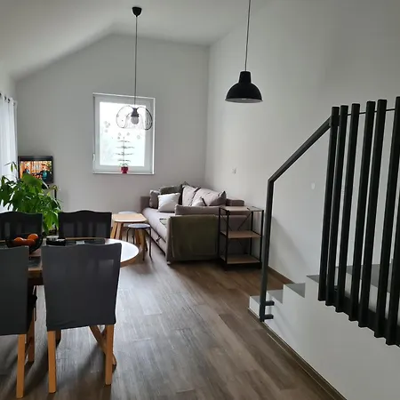 Maya-k Near Center Apartman Ljubljana